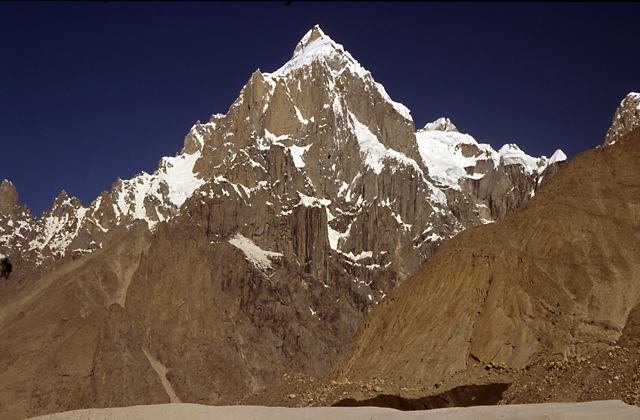 Paiyu Peak 6,660 M